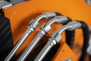 t460-mini-skid-steer-loader-hydraulic-hard-lines-and-fittings